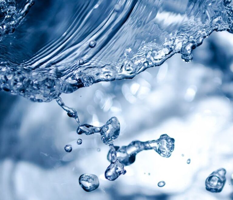 Splashing Splash Aqua Water 67843